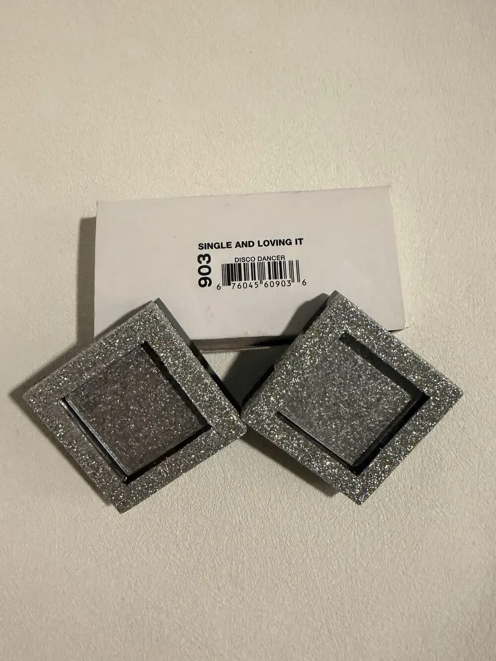 Hard Candy Single & Loving It Eyeshadow - 903 Disco Dancer X2 NIB DISCONTINUED